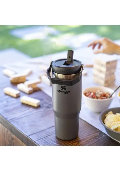 Stanley The Iceflow Flip Straw 0.89 lt Pipetli Termos Bardak Füme